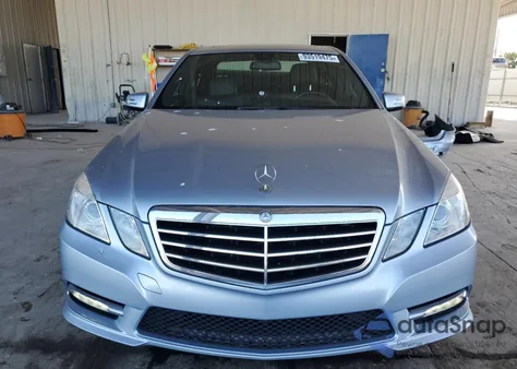 2013 Mercedes-Benz E 350 z USA, uszkodzony, nr VIN WDDHF5KBXDA754686